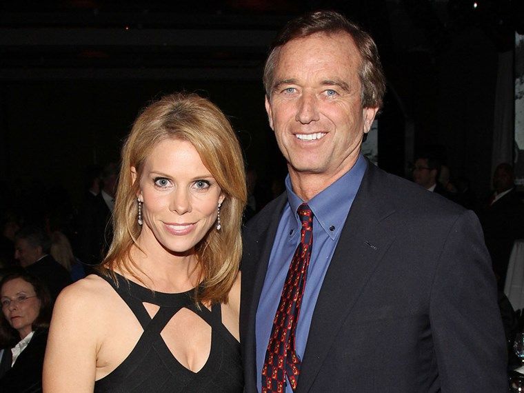 Image of an American environmental lawyer and politician (Robert F. Kennedy Jr.'s) wife, Cheryl Hines 